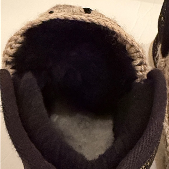 Free People MOU Eskimo sneaker boots limited edition black with gold sparkles - Picture 12 of 13